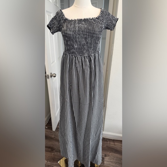 Lulus Dresses & Skirts - Lulu’s Black & White Gingham Maxi Dress – Size L